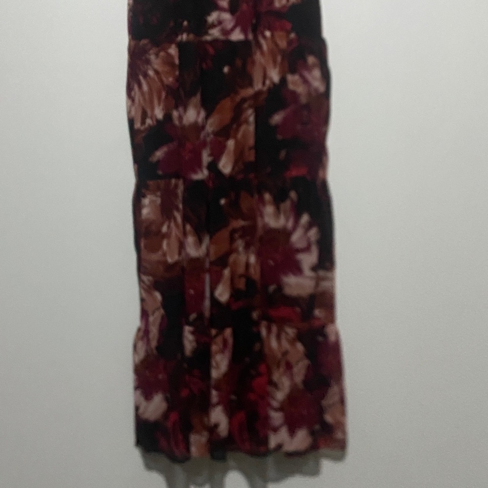Lulu’s S Gorgeous Blooms Burgundy Tiered Maxi Dress As Is - Picture 9 of 11